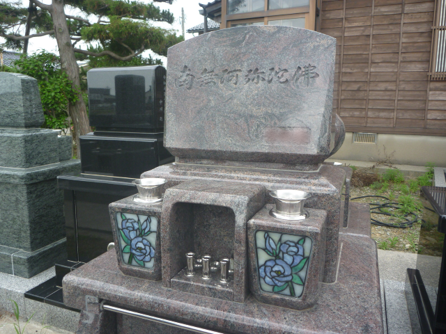 和洋墓(ステンドグラス墓)